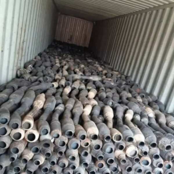 Manifolds Tanks Ceramics Catalysts all kinds - Image 4